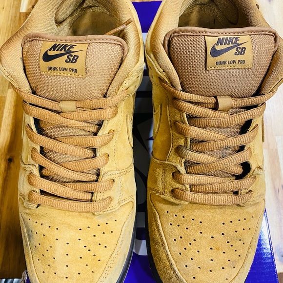 USED Nike SB Dunk Low Wheat - Picture 2 of 14